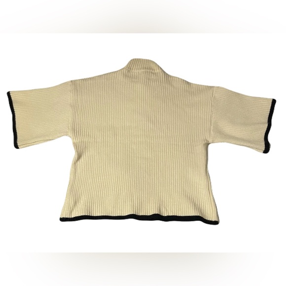 Jon & Anna Contemporary Size S/M womens Sweater - Picture 3 of 10